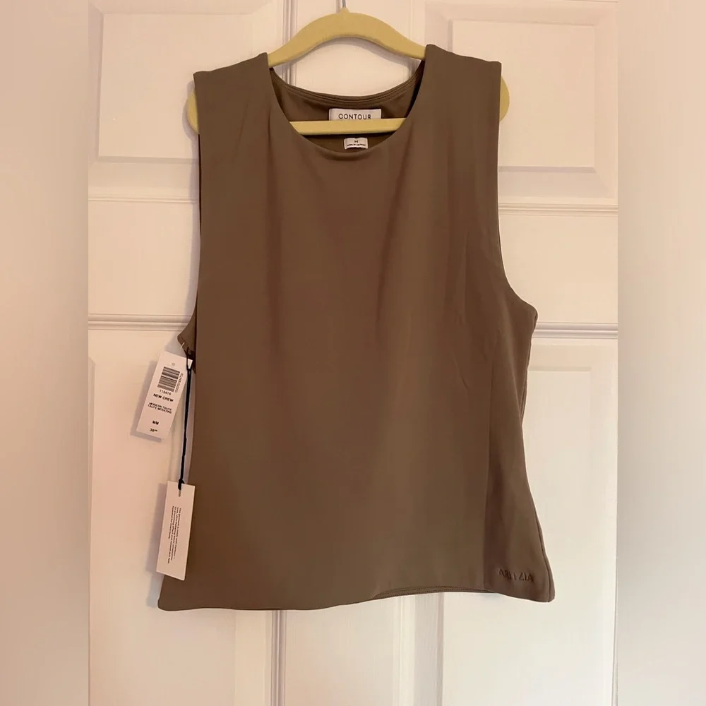 Aritzia Contour Muscle Tank - Picture 3 of 6